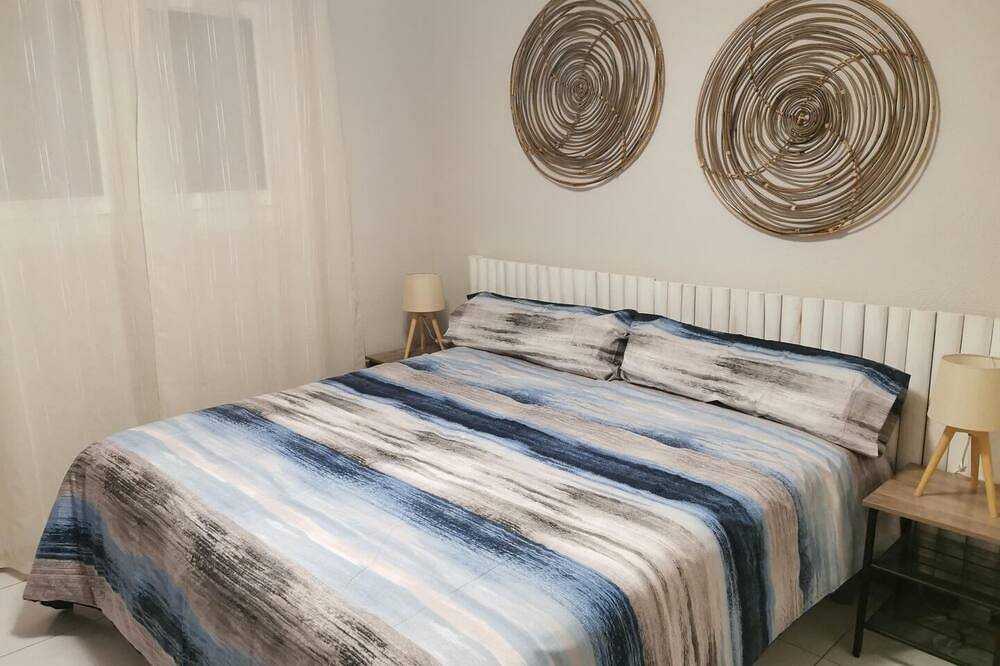 La Croix de Roland - Cournonterral in Cournonterral, Côte d'Améthyste