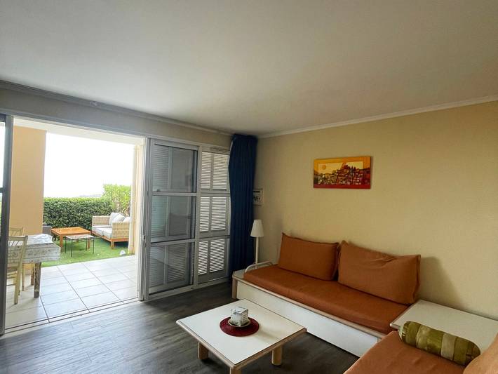 Location de vacances pour 4 personnes, avec balcon et piscine dans Cap Estérel