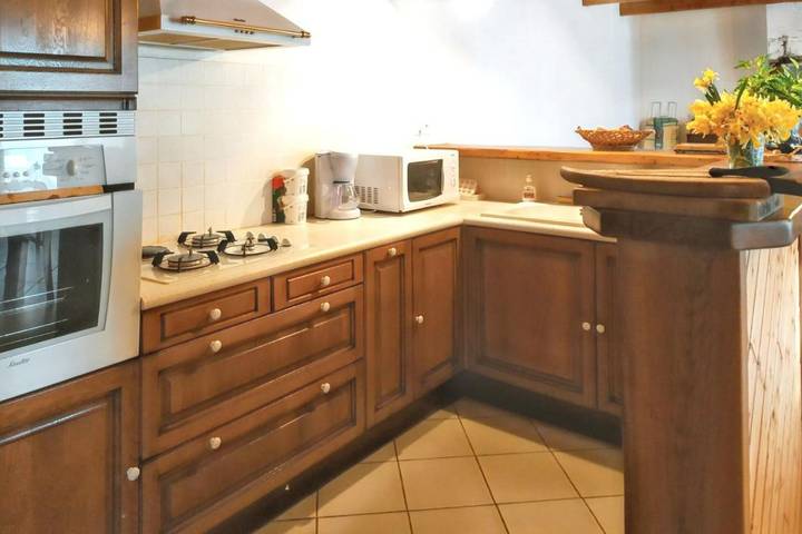 Location de vacances pour 7 personnes, avec vue sur le lac à Saint-Genès-Champespe - 2