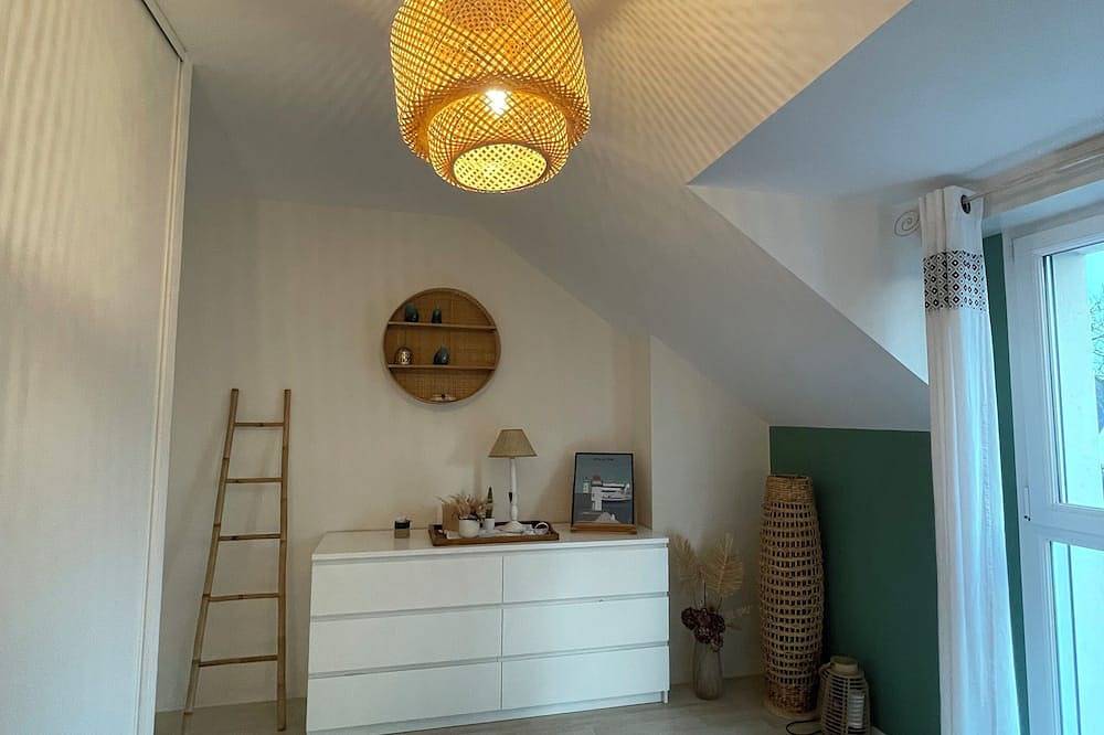 Arradon, Gulf of Morbihan. House 3 bedrooms, sleeps 6, garden in Arradon, Côte des Mégalithes