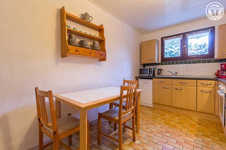 Gîte pour 4 personnes, avec jardin à Séez - 3