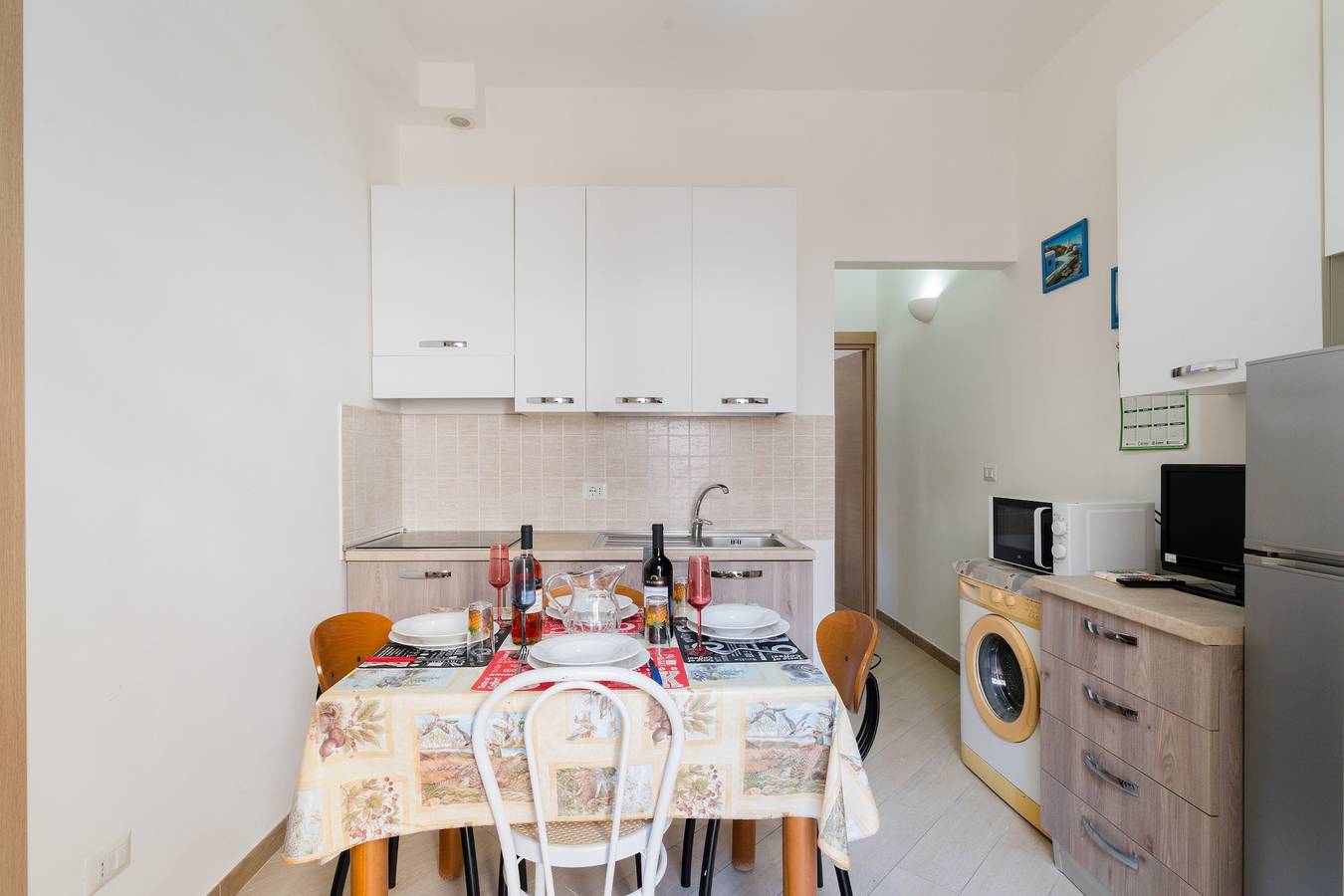 Casa Vacanze 'Lu Sule Lu Mare Lu Ientu1' con Giardino Privato, Wi-Fi e Aria Condizionata in Porto Cesareo, Golfo di Taranto