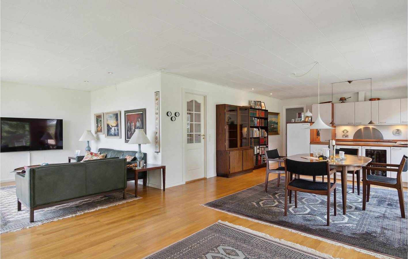 Ferienhaus für 6 Personen mit Terrasse in Dronningmølle, Kattegat Küste
