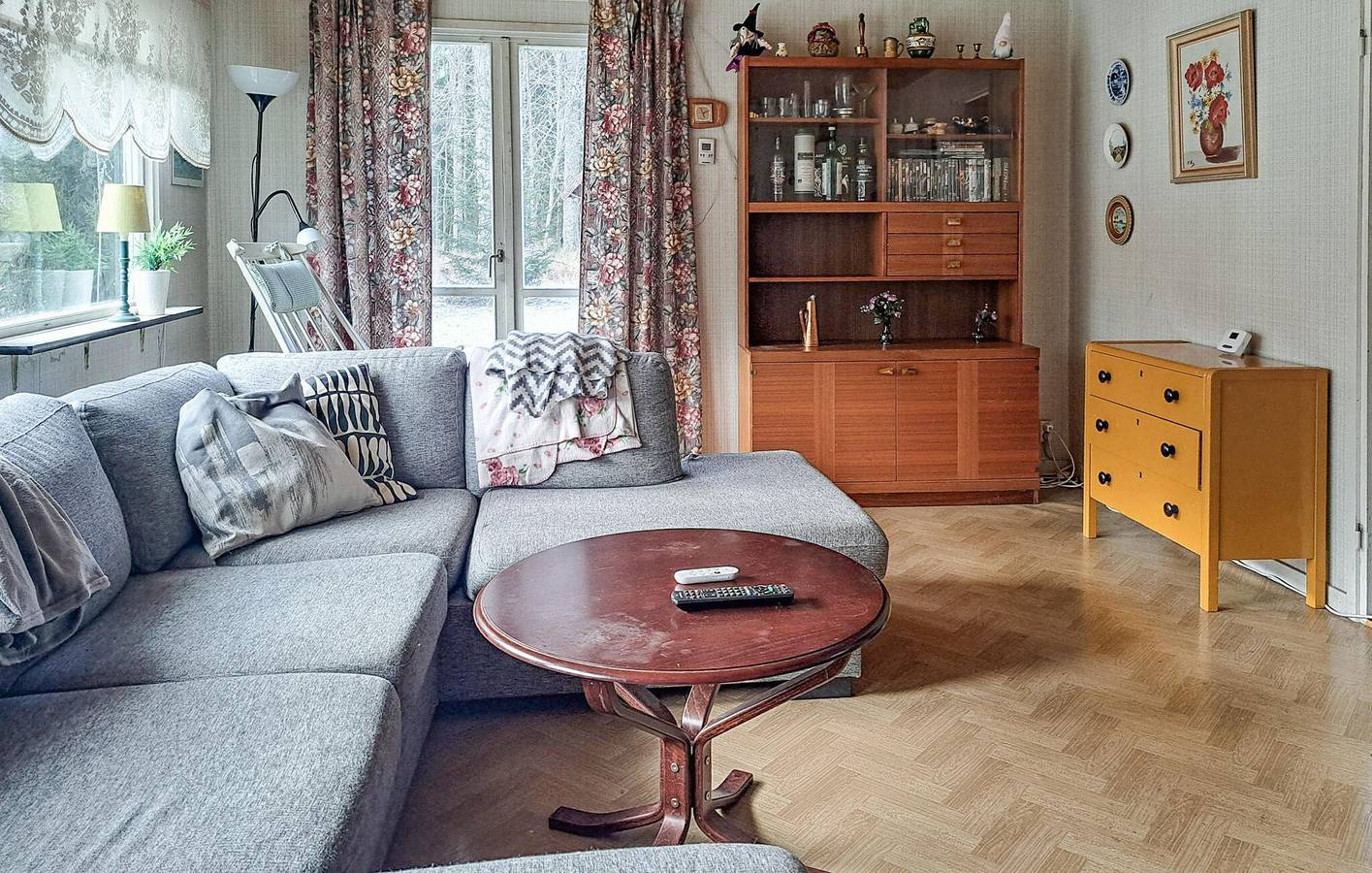 Hus för 4 Personer med trädgård in Värmland
