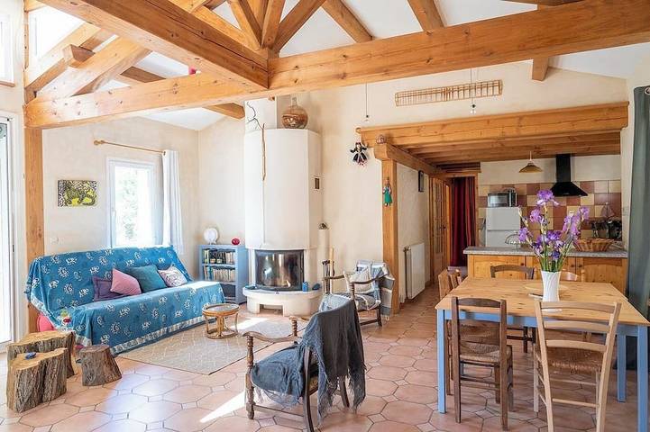 Gîte pour 6 personnes, avec jardin à Fozières - 3