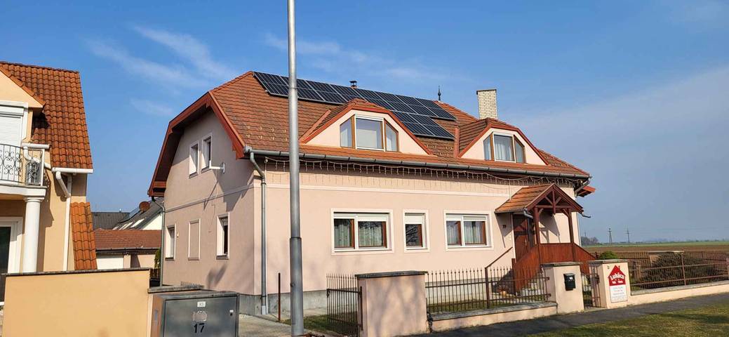 Ganze Ferienwohnung, Ferienwohnung mit Gartenpavillon und Grill  in Bük, Komitat Eisenburg