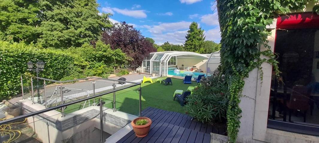 Gîte pour 4 personnes, avec jardin et piscine à Champagné (Sarthe) - 4