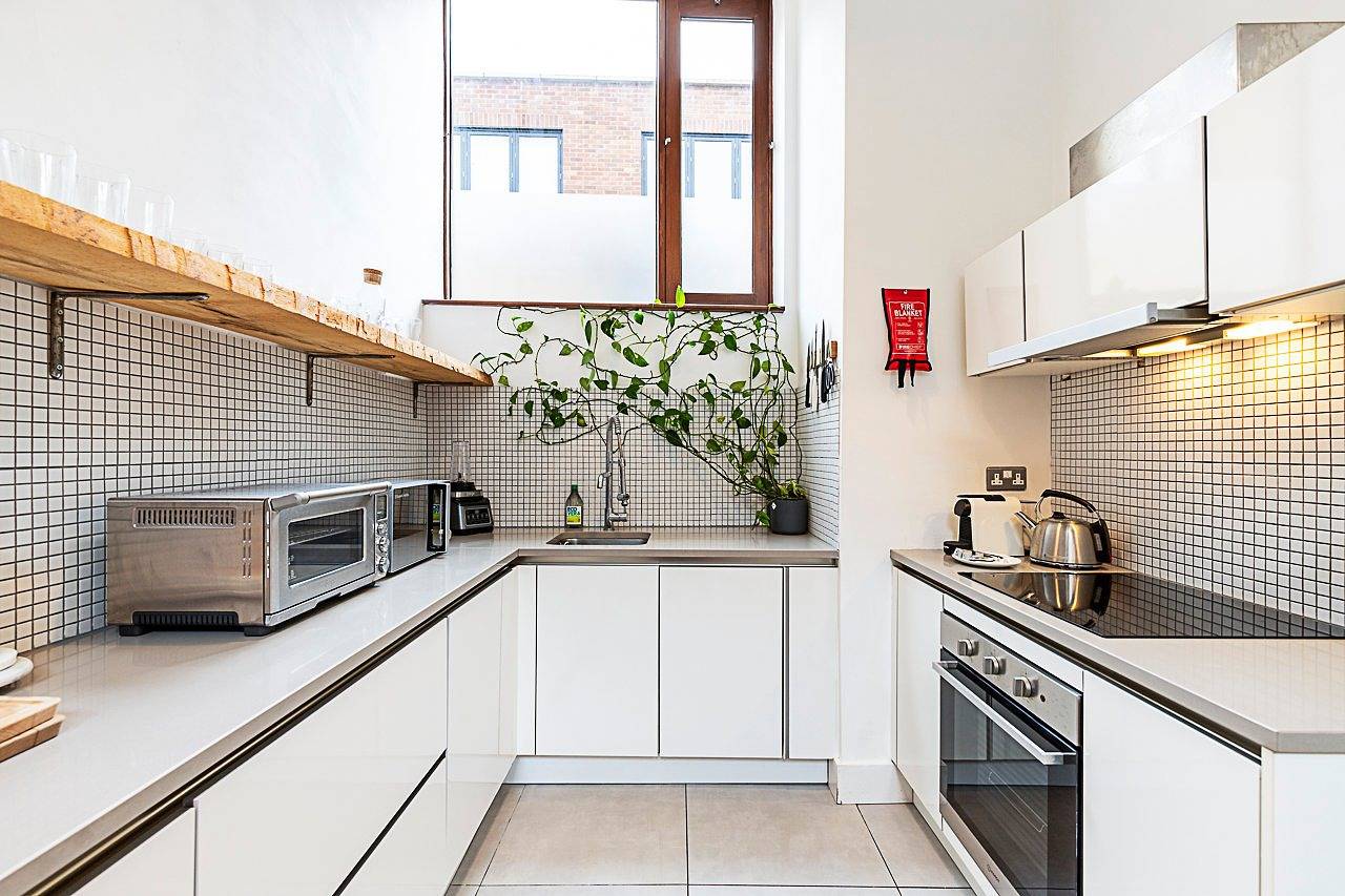 Ganze Wohnung, Modern & Airy 2-Bed Gem in Trendy Stoke Newington in Hackney, London