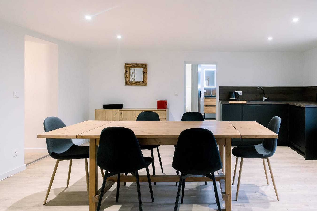 Appartement entier, L'Écrin du Haut Pergé ★ Jardin • Parking privé • Netflix • Wi-Fi • 2 King S in Gérardmer, Parc naturel régional des Ballons des Vosges