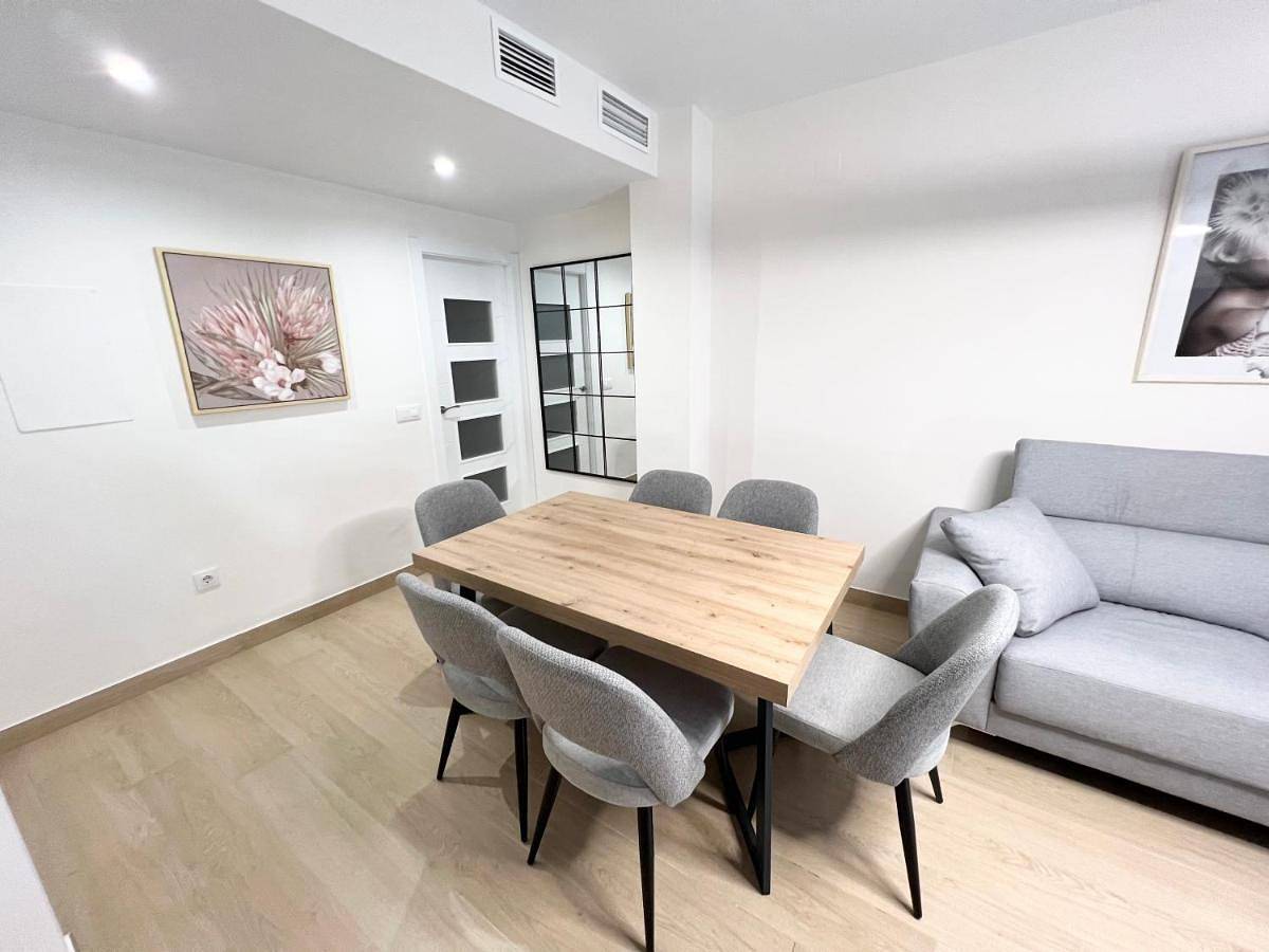 Appartement entier, Apartment Arevalo 2B Parking Gratis in Lucena, Sierras Subbéticas