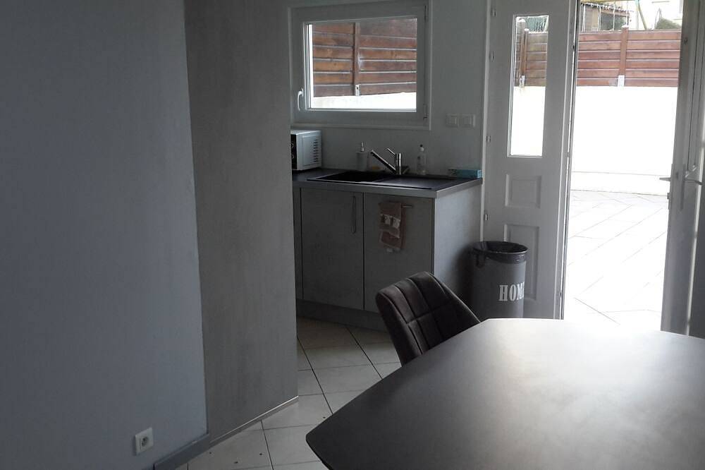 Cosy house overlooking the harbour Tourlaville in Tourlaville, Cherbourg-en-Cotentin