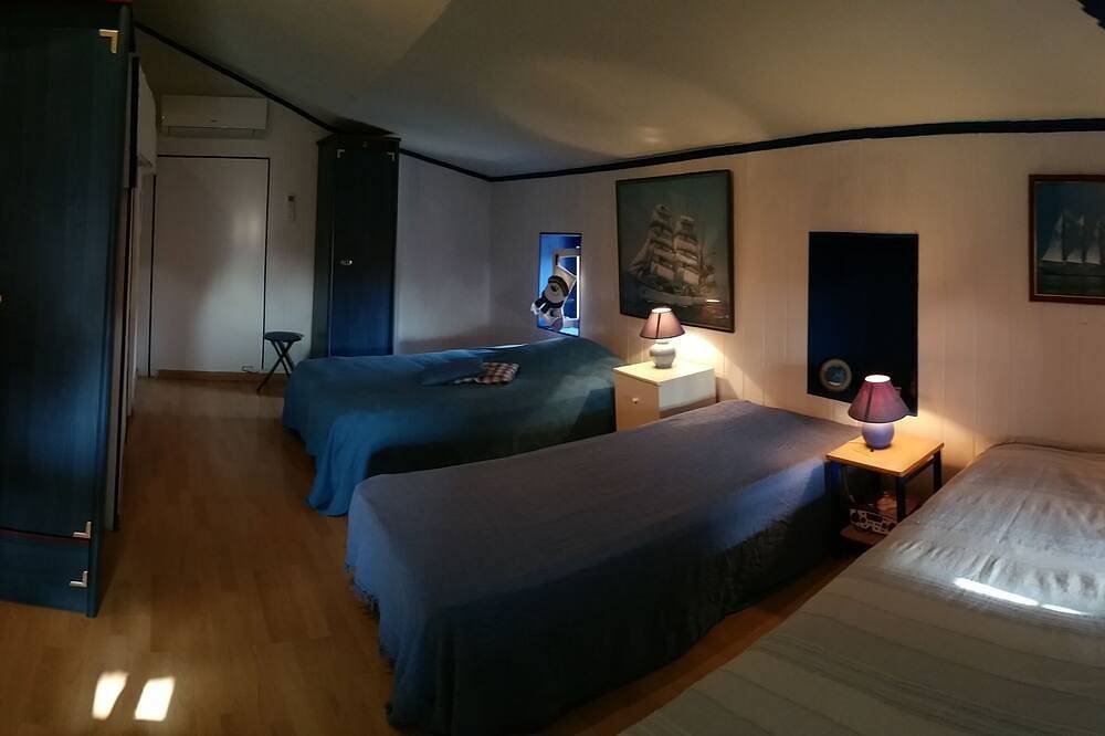 Comfortable house character in Ornaisons, Narbonne region