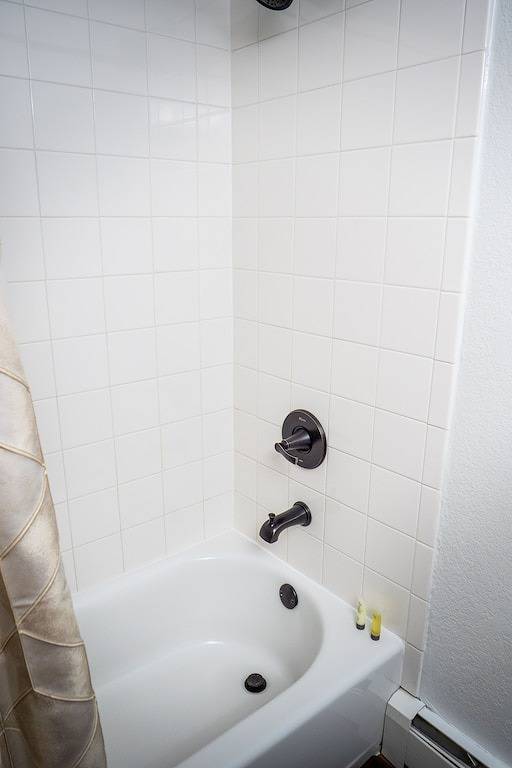 Central Location, Private Yard, Modern and Comfy Furnishings, Family Friendly in Anchorage, Alaska