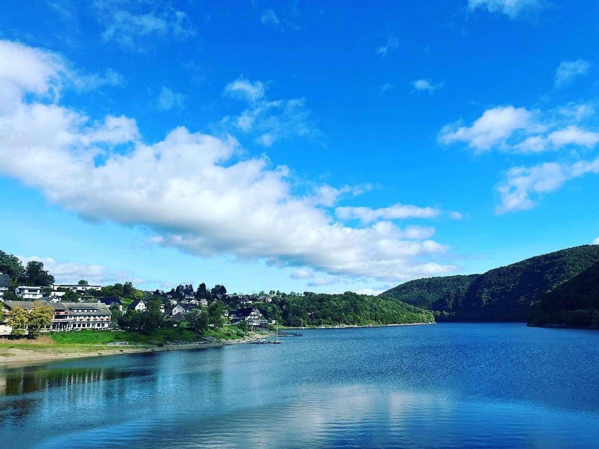 Noah - Seeleben auf Zeit am Rursee in Simmerath, Rureifel (Nordrhein-westfalen)