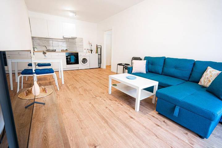 Appartement de vacances pour 4 personnes, avec piscine et terrasse