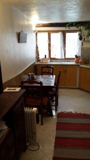 Appartement entier, Two-Bedroom Apartment in Annot, Région Castellane