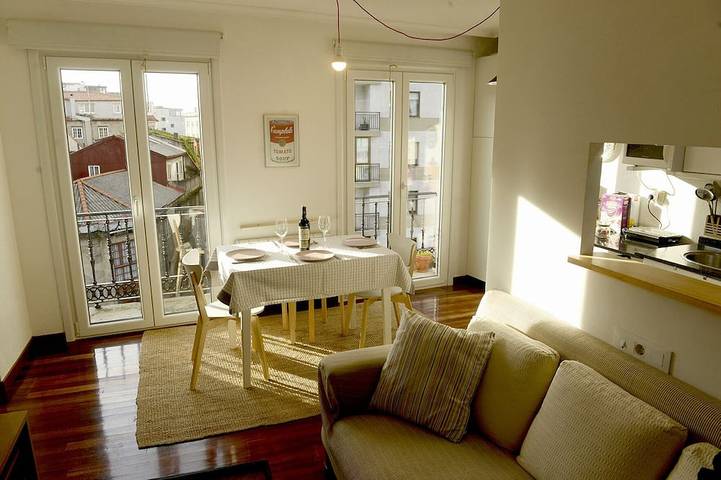 Entire apartment, Beautiful apartment overlooking the estuary. Central. Cozy in Vigo, Rías Baixas