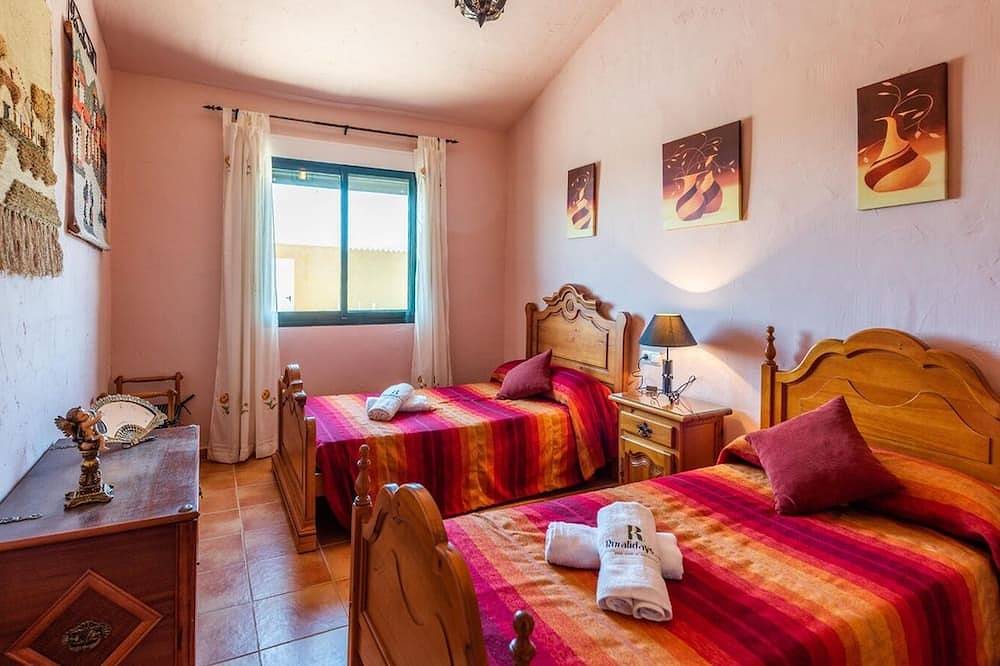 Villa Calena Almuñécar in Itrabo, Costa Tropical