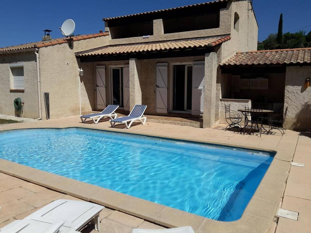 Jolie villa avec piscine in Marignane, Côte méditerranéenne (France)