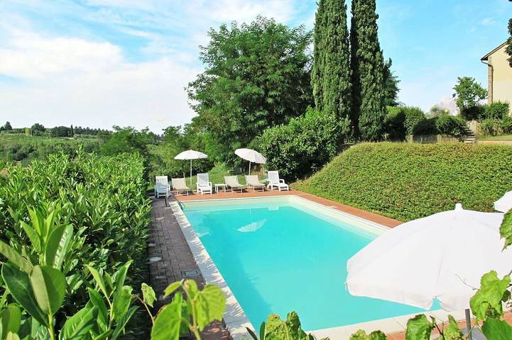 Ferienhaus für 12 Personen, mit Terrasse und Garten
