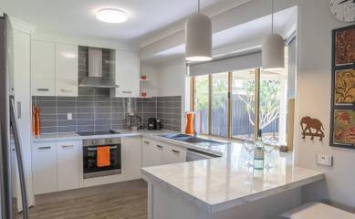 Holiday Rental for 8 People in Hervey Bay, Fraser Coast, Photo 2