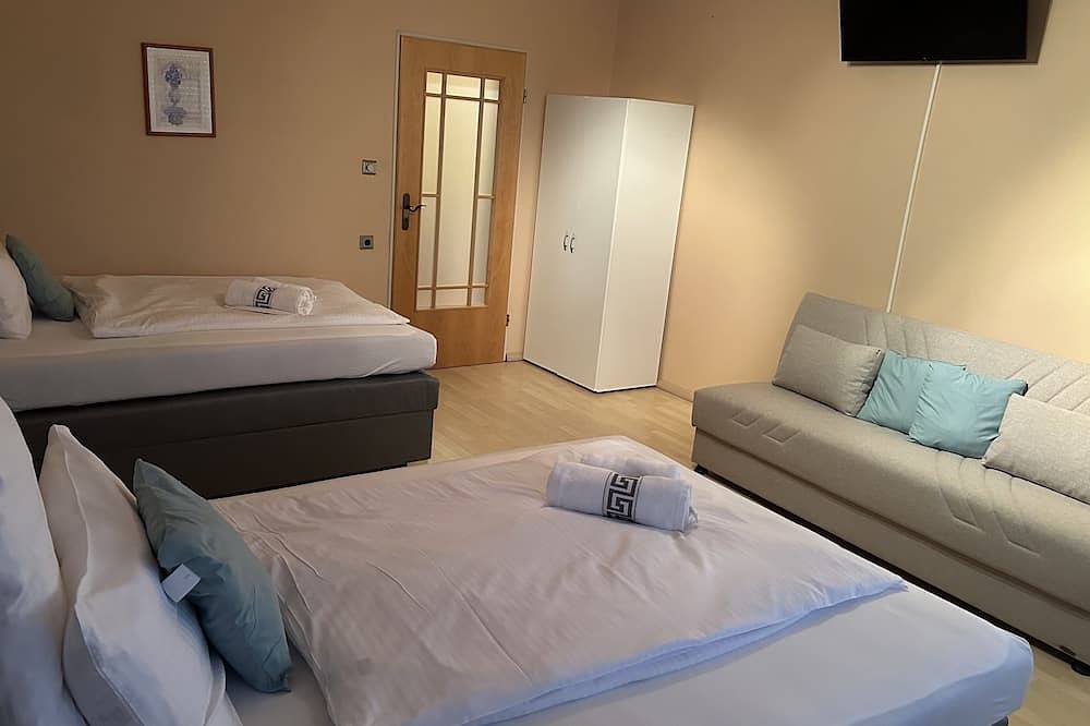 Ganze Wohnung, Oase mit Parkplatz, Kaffeeautomat, Balkon und Küche in Untermeitingen, Bayerisch Schwaben