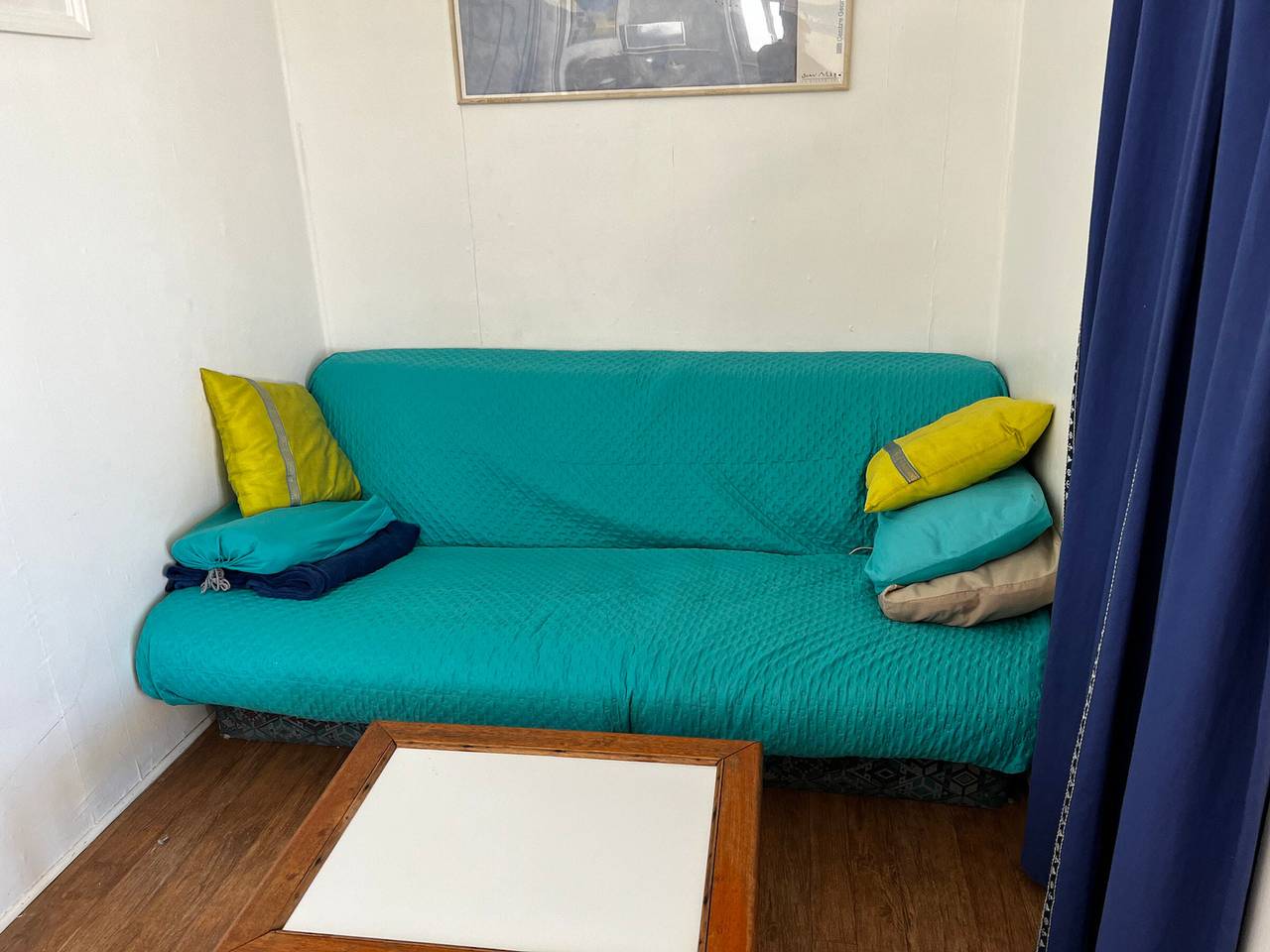 Chalet cómodo para 9 personas, cerca de la playa, con terraza y parking in Gruissan (Ville), Gruissan