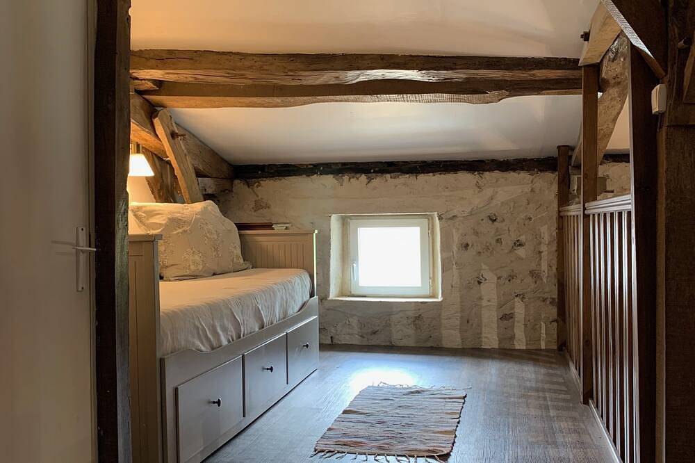 Charmante location de vacances de 2 chambres à la campagne française in Saint-Jean-de-Duras, Région de Marmande