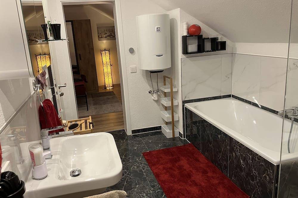 Ganze Wohnung, Klein aber oho: Hübsche Wohnung in Eriskirch-Schlatt am Bodensee in Eriskirch, Bodenseekreis