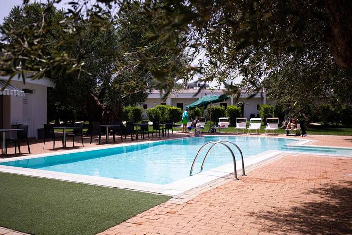 Hôtel pour 2 personnes, avec vue ainsi que jardin et piscine