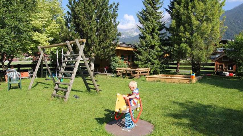 Hütte für 3 Personen, mit Terrasse und Garten sowie Sauna, mit Haustier in Leutasch - 3
