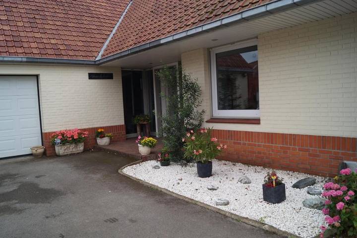 Location de vacances pour 2 personnes, avec Terrasse ainsi que Jardin et Vue à Audruicq