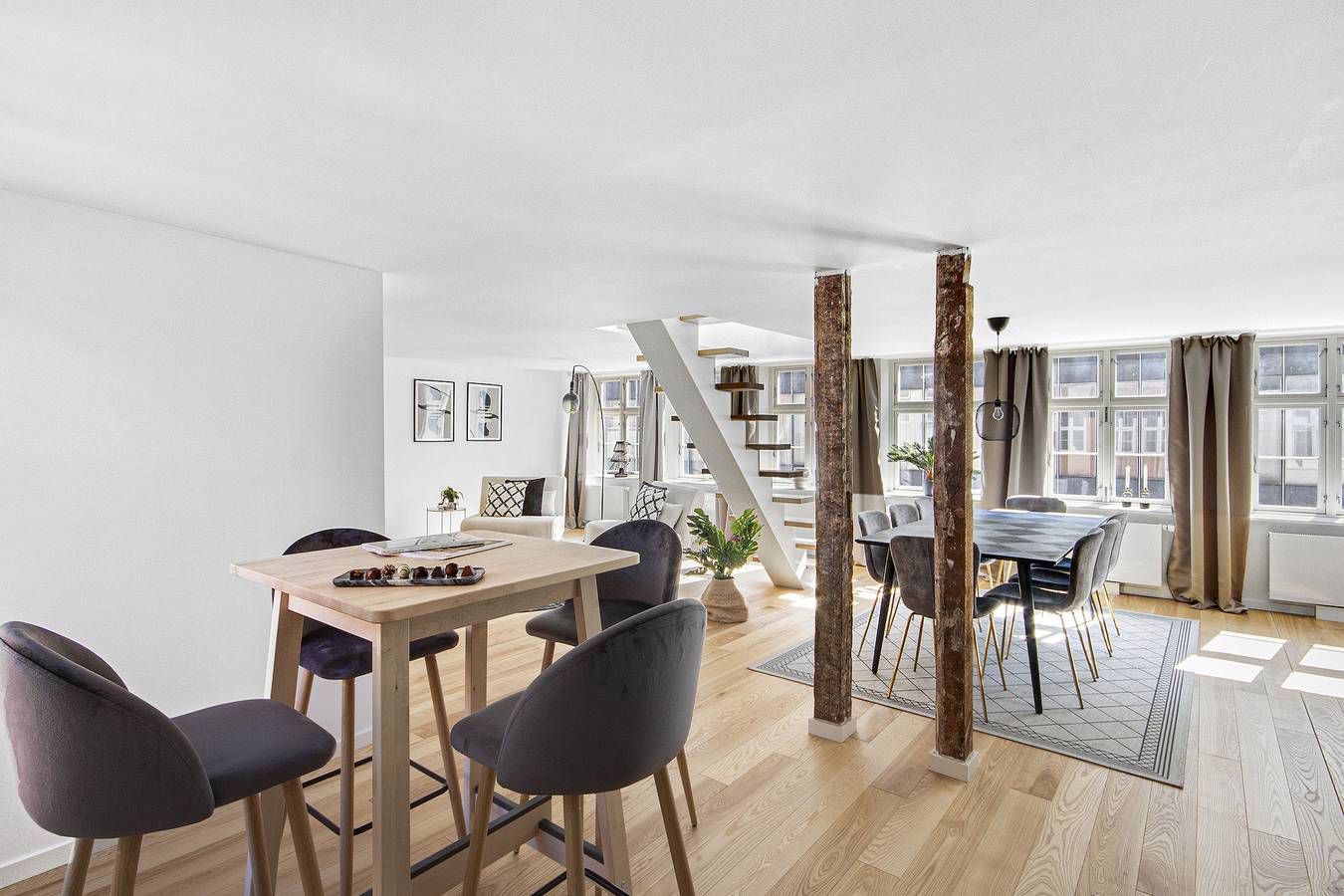 Geheel appartement, Regent 5 - Large Apt with Terrace right in Centre of Copenhagen in Kopenhagen Centrum, Kopenhagen