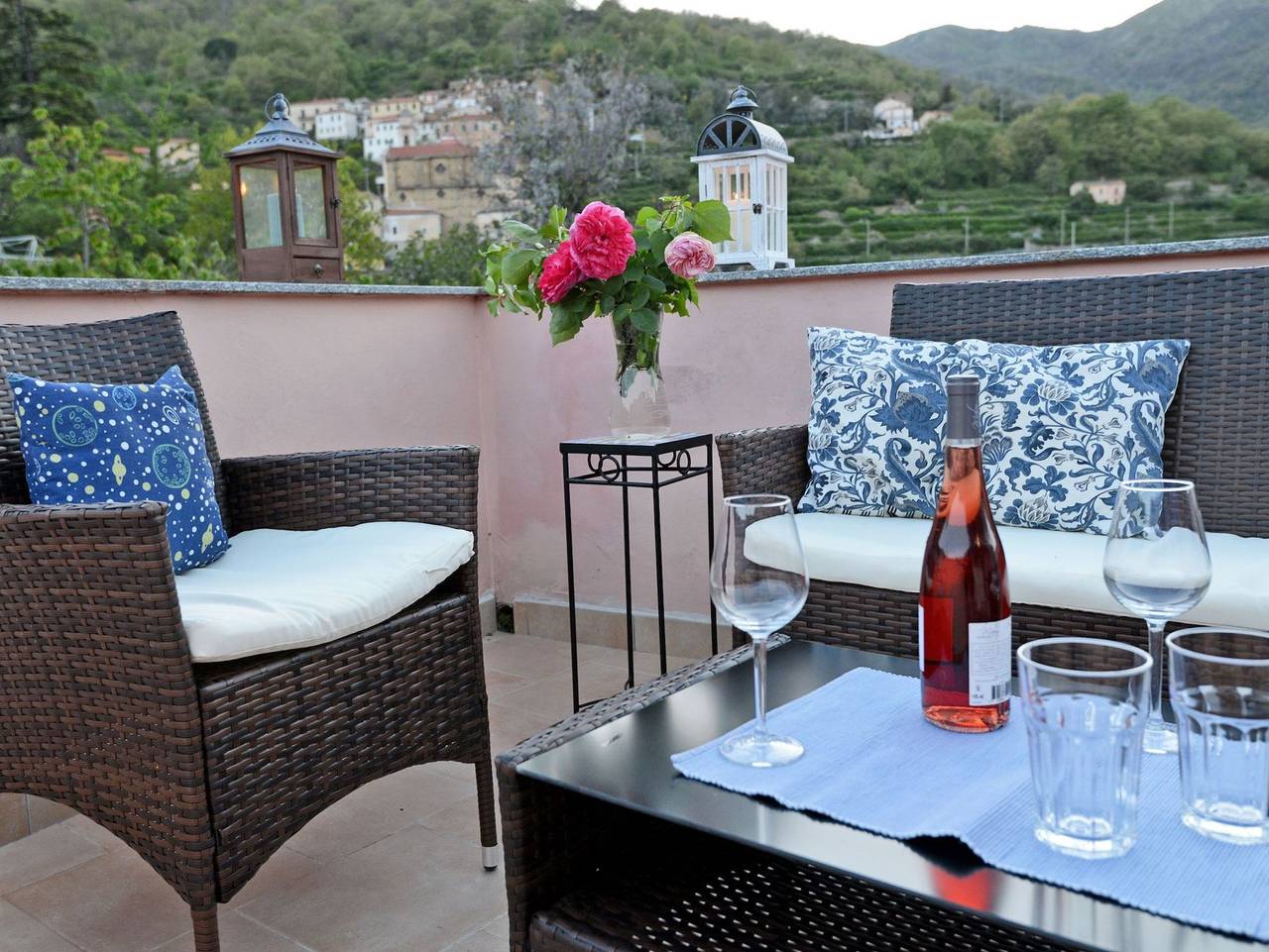 Ganze Ferienwohnung, Casa Oreggi - Casa Oreggi in Prelà, Riviera di Ponente