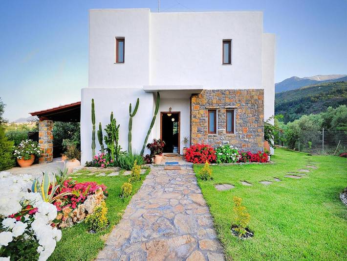 Ferienhaus für 6 Personen, mit Balkon und Terrasse sowie Garten und Pool in Chania und Umgebung