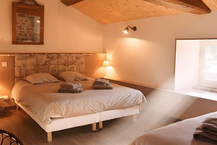 Chambre d’hôte pour 4 personnes, avec jardin à Les Epesses