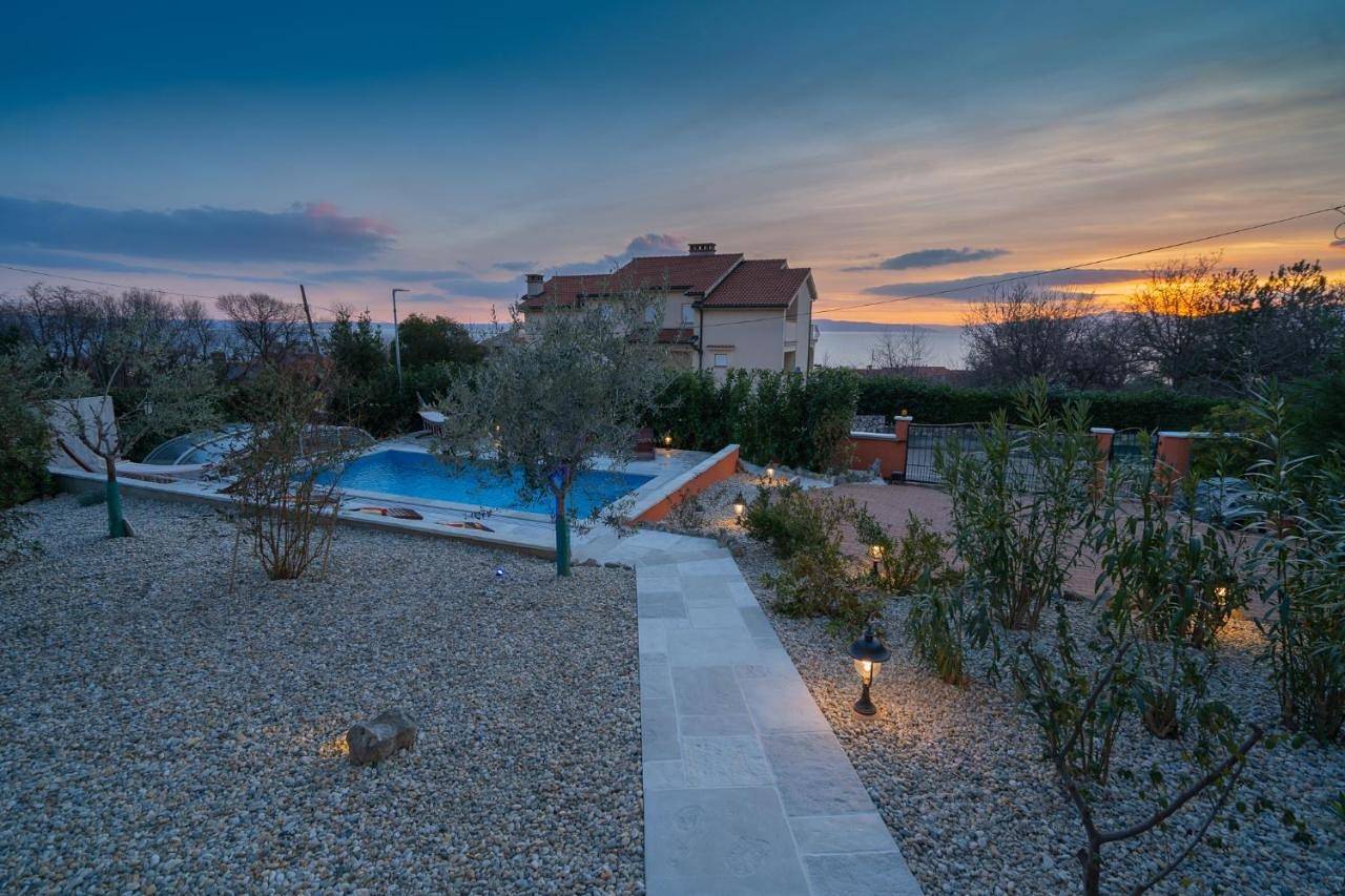 Three-Bedroom Villa in Paveki, Vrh Martinscice