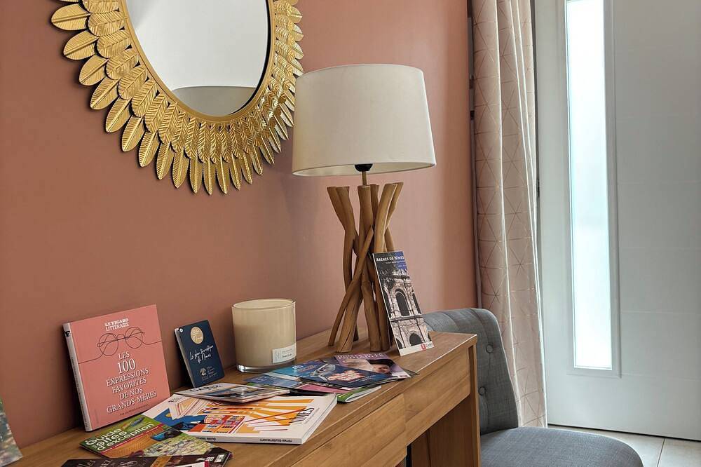 Villa Piscine Netflix in Clarensac, Region de Nimes