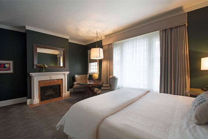 Hotel for 2 people in Portland