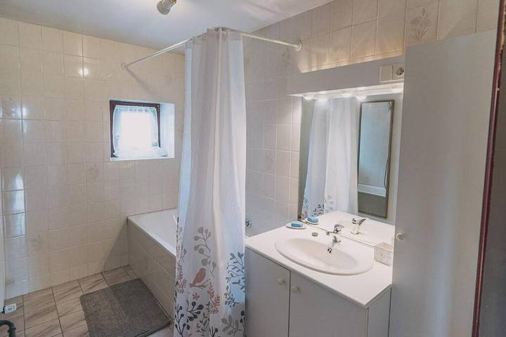 Location de vacances pour 6 personnes, avec jardin ainsi que vue et balcon à Dinant - 3