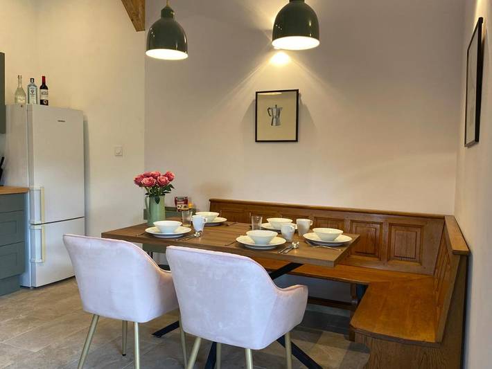 Gîte pour 6 personnes, avec vue et terrasse à Vielle-Louron - 2