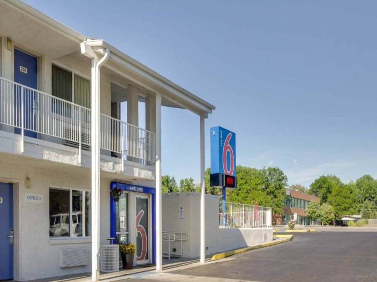 Apartamento entero, 1 Cama Completa | Tina De Acceso De Movilidad | Ns in Lakewood (CO), Condado de Jefferson