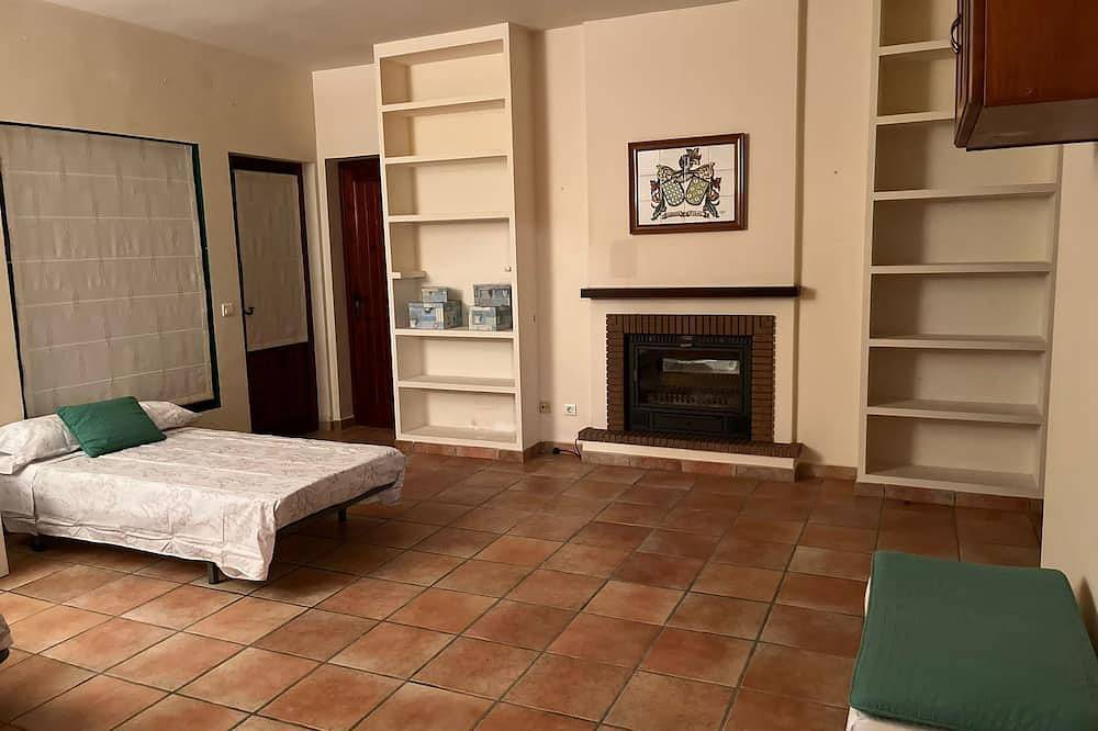 Dream Villa with Swimming Pool and Spectacular Ocean Views in Rincón de la Victoria, Cordillera Penibética
