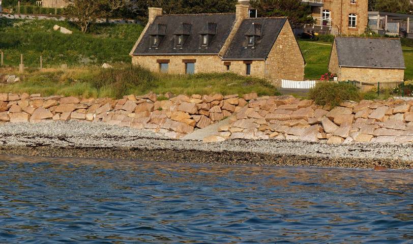 Gîte pour 6 personnes, avec jardin et terrasse dans Plage de Trestel - 2