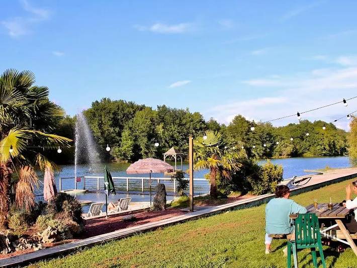 Camping pour 10 personnes, avec piscine et terrasse dans le Gers - 2