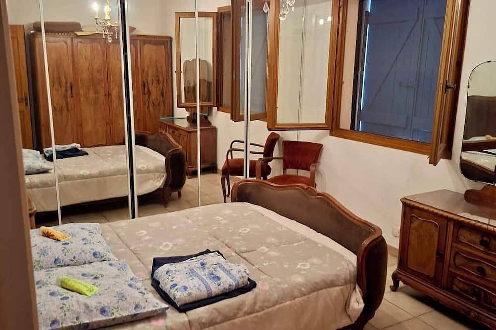 Villa with private pool in Taradeau, Draguignan Region