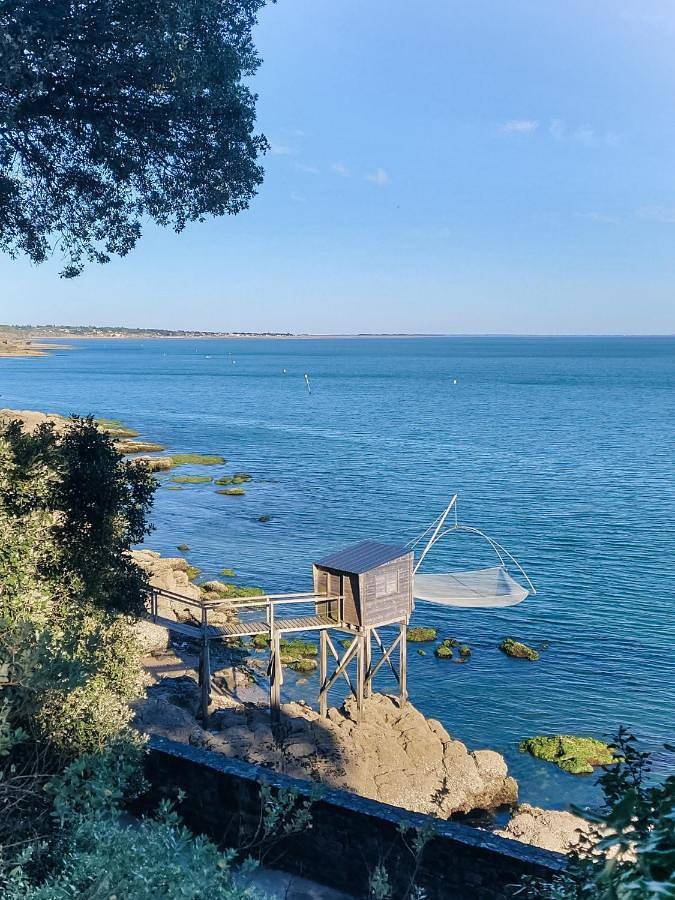 Location de vacances pour 2 personnes, avec jardin ainsi que vue et terrasse dans Plage Du Port Meleu Prefailles - 4