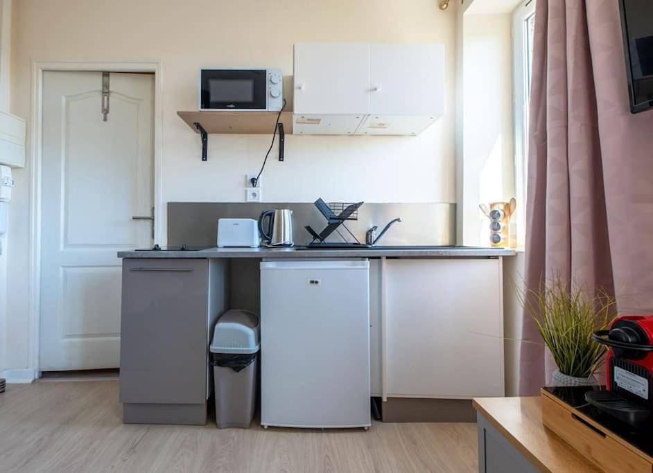 Appartement entier, One-Bedroom Apartment in Nazelles-Négron, Région de Tours