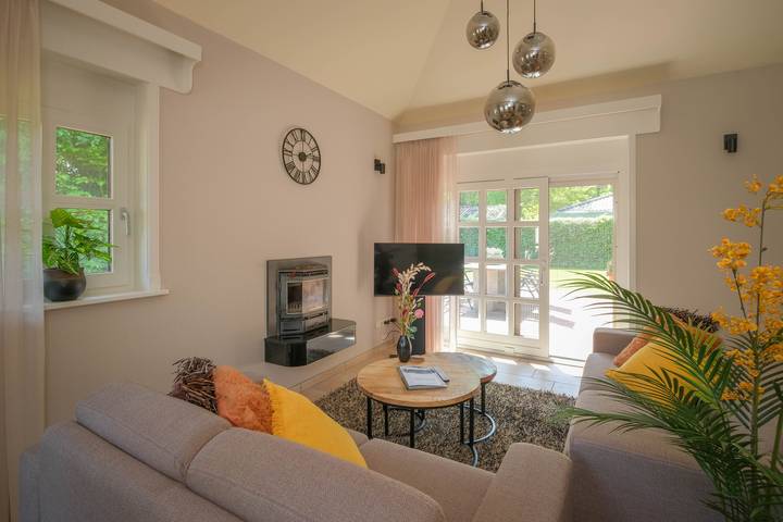 Ferienhaus für 4 Personen mit Sauna und hottub nahe Naturschutzgebiet Borkeld in Holten, Twente