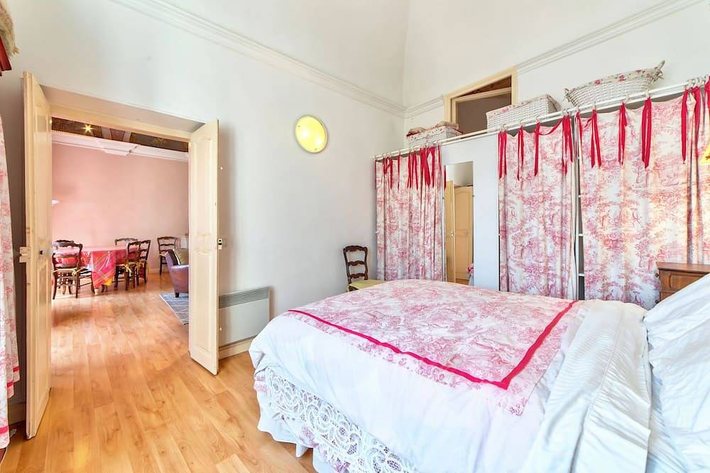 Ganze Wohnung, Wohnung mit Gewölbebau in der Altstadt in Menton, Nizza und Umgebung